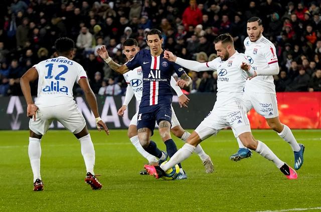 莱默尔：我当然愿意和拜仁续约，我在这里过得很开心（莱默尔表态愿与拜仁续约：在这里过得很开心）