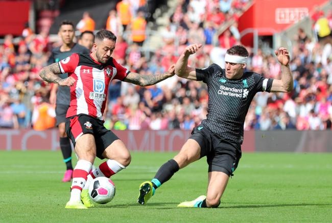 萨拉赫晒圣诞家庭照引争议，目前正随队征战非洲杯（晒圣诞家庭照惹争议，萨拉赫正随队征战非洲杯）