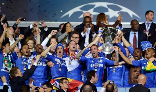 德隆：詹姆斯对东契奇无感，而且他不太愿意留在湖人