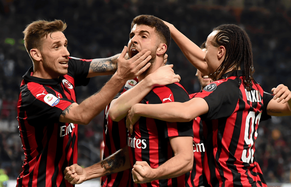 斯洛特：最后时刻我们更像9人应战，很多判罚取决于裁判临场（斯洛特：收官阶段我们形同九人作战，判罚多依裁判临场尺度）