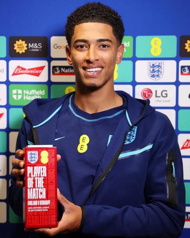 西媒：老佛爷认为哈兰德不如姆巴佩且太贵，皇马签他的可能性为零（西媒：皇马主席称哈兰德不及姆巴佩且报价过高，签下他的希望为零）