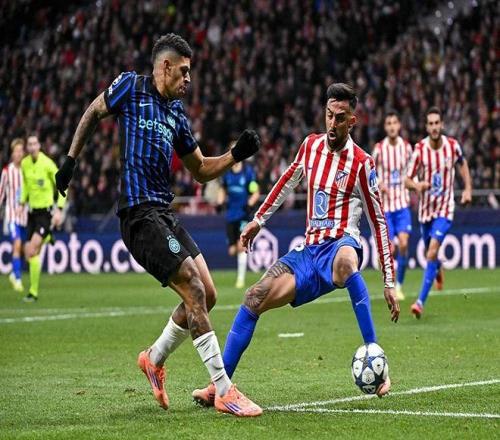 中超：山东泰山主场2-1逆转武汉三镇