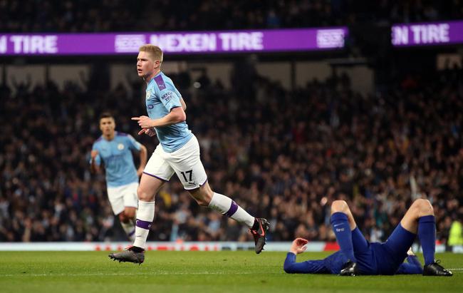 内马尔父亲：内马尔伤势还没确认，我们还没收到影像检查结果